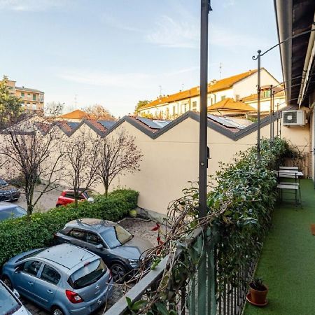 Gelsomino Appartamento Con Posto Auto Nel Centro Di 몬차 외부 사진
